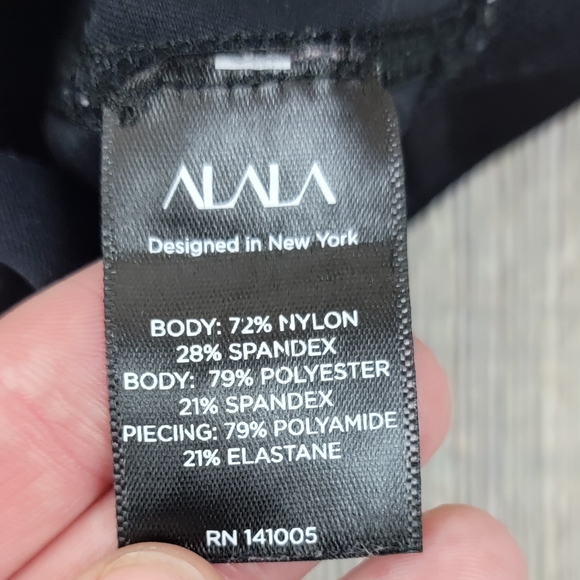 Alala Athletic Sports Bra - Picture 4 of 8